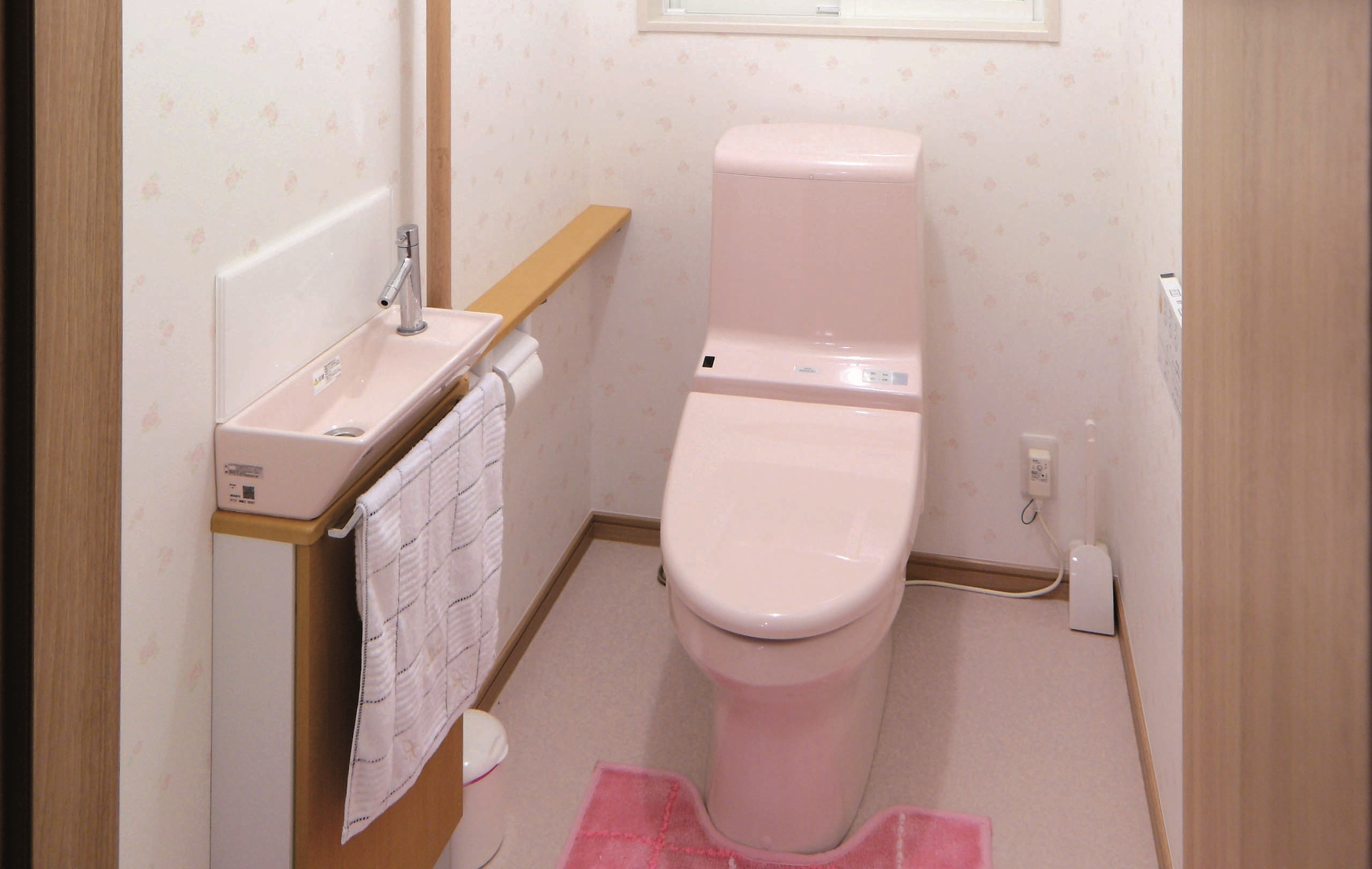 三原市|寒さや使い勝手に配慮した大胆レイアウトのトイレ 画像
