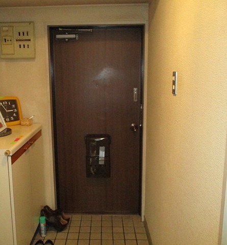 広島の玄関リフォーム事例 広島市 マンション玄関ドアのリフォームアイデア
