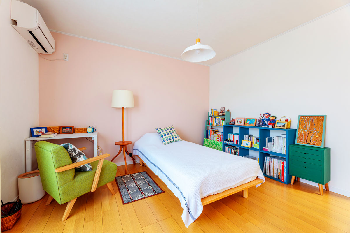 好きなものに囲まれるセンスの良い部屋に