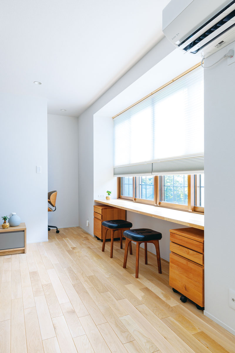 天袋つきクローゼットがあった場所をオープンにして、ワークスペースの入口にしました