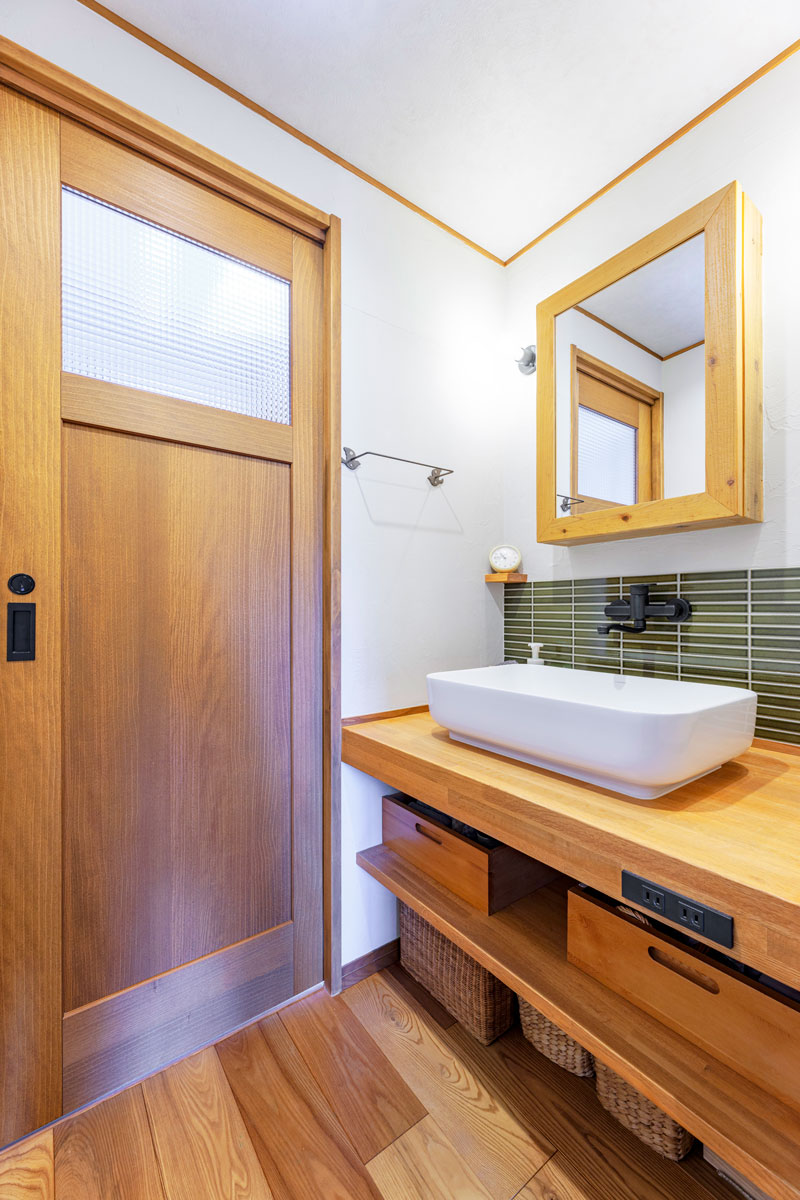 デザインと使い勝手にこだわった洗面室
